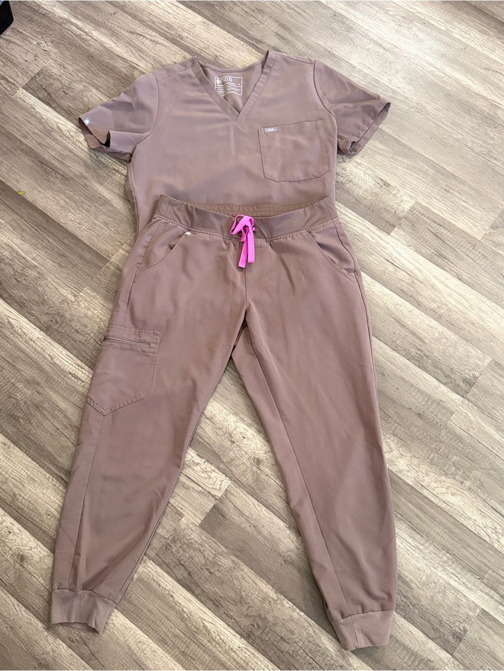 Figs Mauve Jogger Scrub Pants with Pink Drawstring